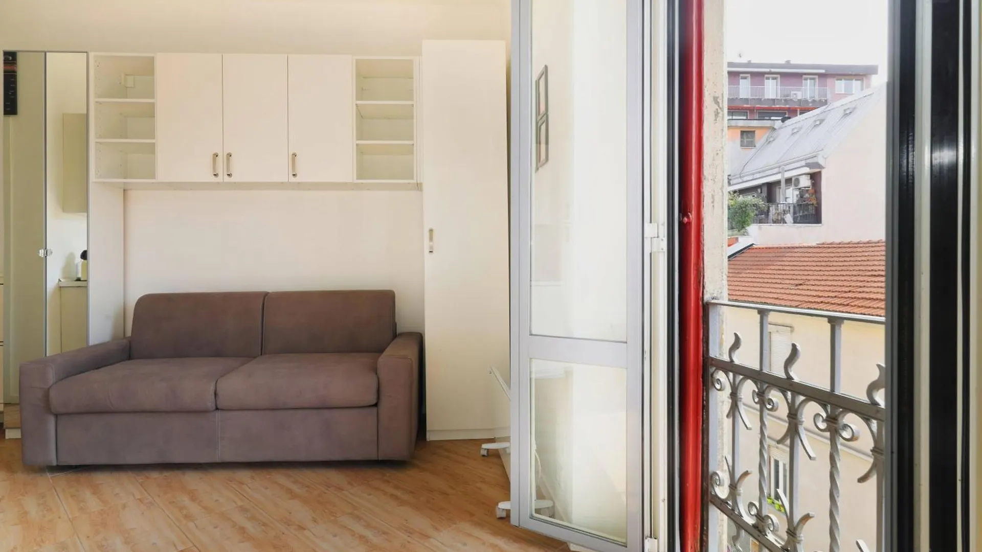 Apartamento Colorful Nolo Studio Milán Italia